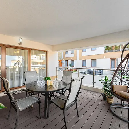 아파트 Elegant 2br Retreat In The Heart Of 브라쇼브