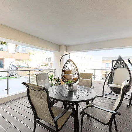 Apartment Elegant 2br Retreat In The Heart Of Brașov
